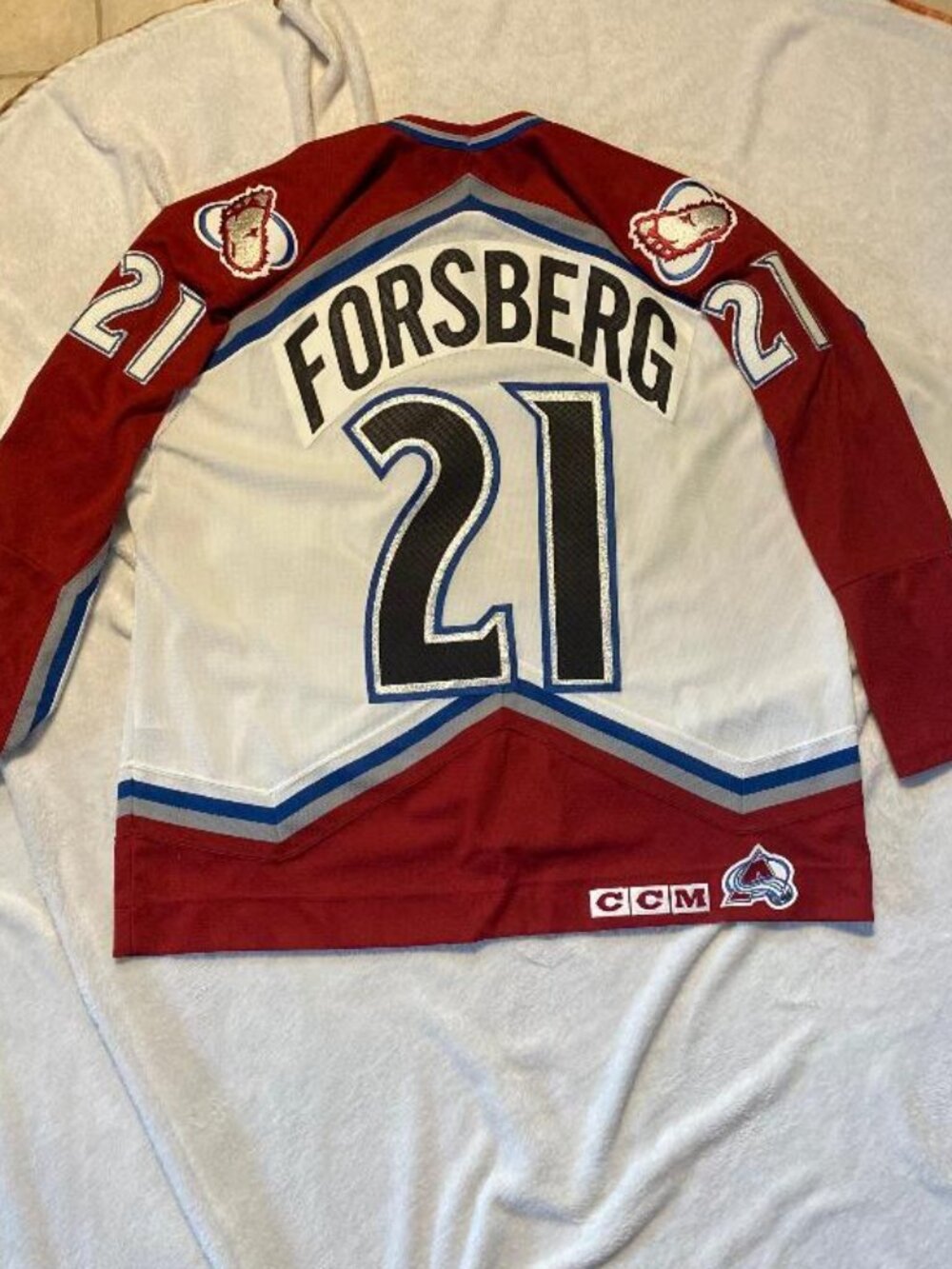 Peter Forsberg vintage CCM Colorado Avalanche NHL hockey jersey